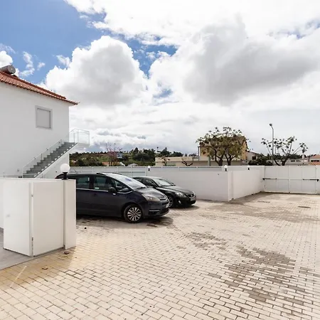 Luxury New Flat With Pool * Ferreiras